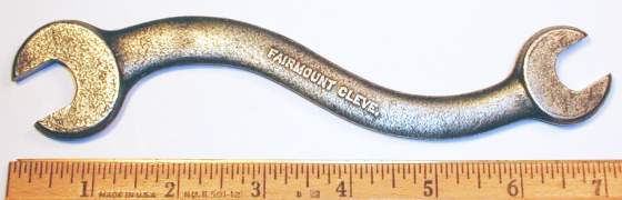 [Fairmount Cleve 1/2x9/16 S-Shaped Open-End Wrench]