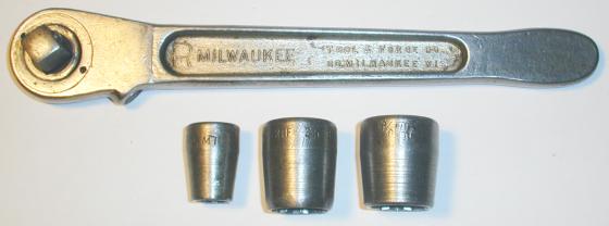 [Milwaukee Tool & Forge Ratchet and Sockets]