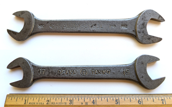 [Osaka Tanko 17x19mm Open-End Wrench]